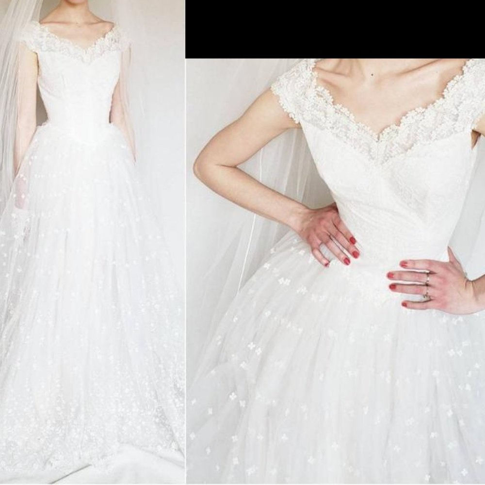 50s Bridal Gown Embroidered Lace/Cap Sleeves S/XS